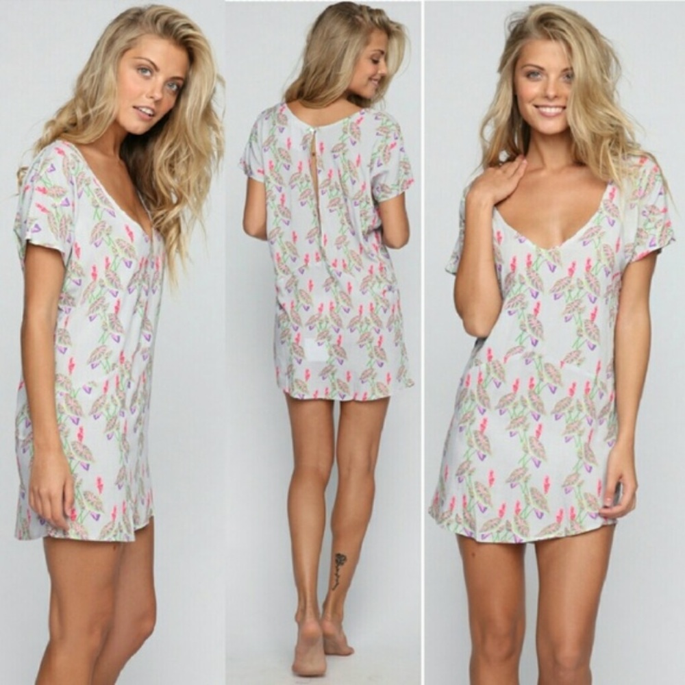 Acacia Rurutu Dress Vintage Hawaii Mini Cover Up